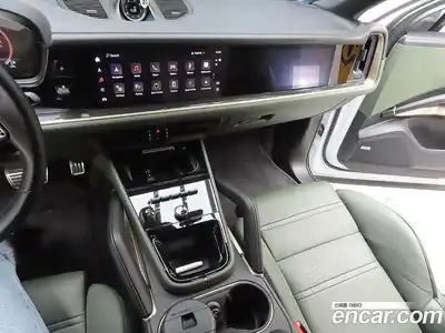 Porsche Cayenne 2024 3.0 Автомат в Москве № 297343, миниатюра 7