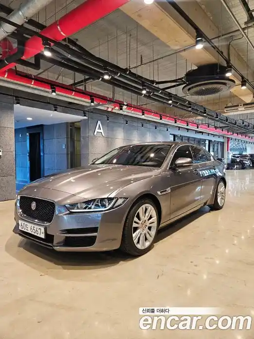 Jaguar XE 2016 2.0 Автомат в Москве № 305207, фото 3