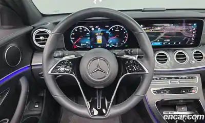 Mercedes-Benz E-Class 2023 2.0 Автомат в Москве № 308126, миниатюра 2