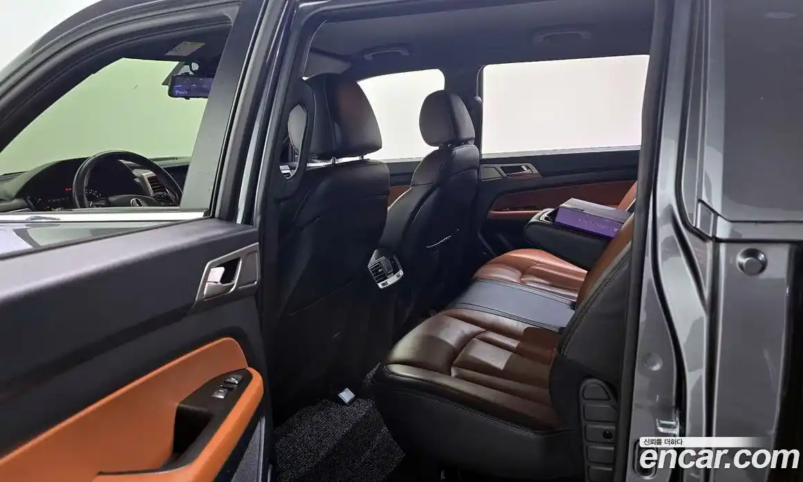 SsangYong Rexton 2019 2.2 Автомат в Москве № 31106, фото 3