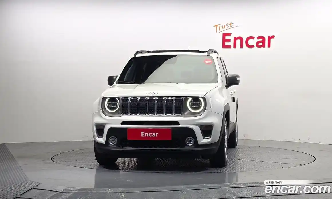 Jeep Renegade 2021 2.4 Автомат в Москве № 321357, фото 1