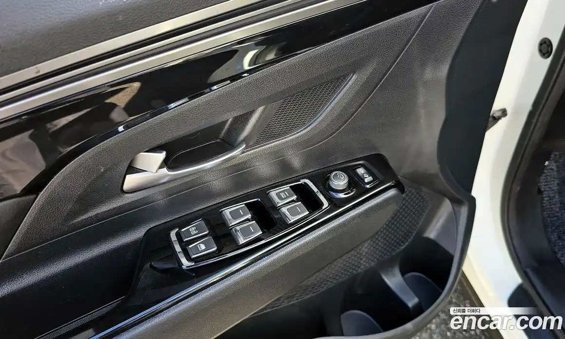 SsangYong Korando 2021 1.5 Автомат в Москве № 32252, фото 2