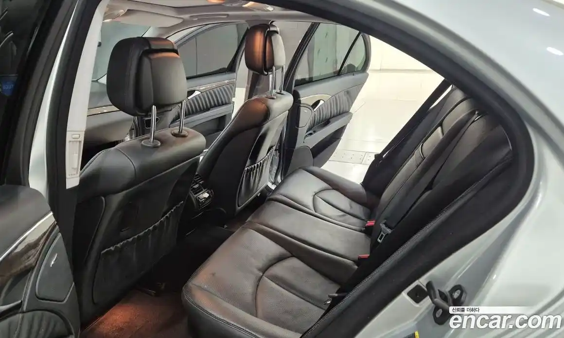 Mercedes-Benz E-Class 2007 3.5 Автомат в Москве № 325197, фото 11