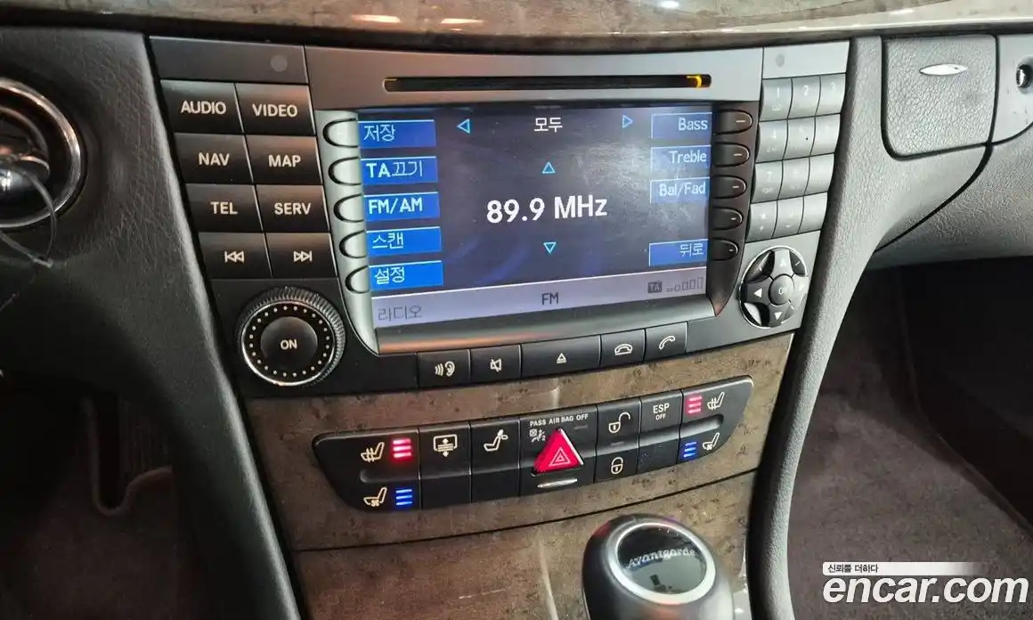 Mercedes-Benz E-Class 2007 3.5 Автомат в Москве № 325197, фото 13