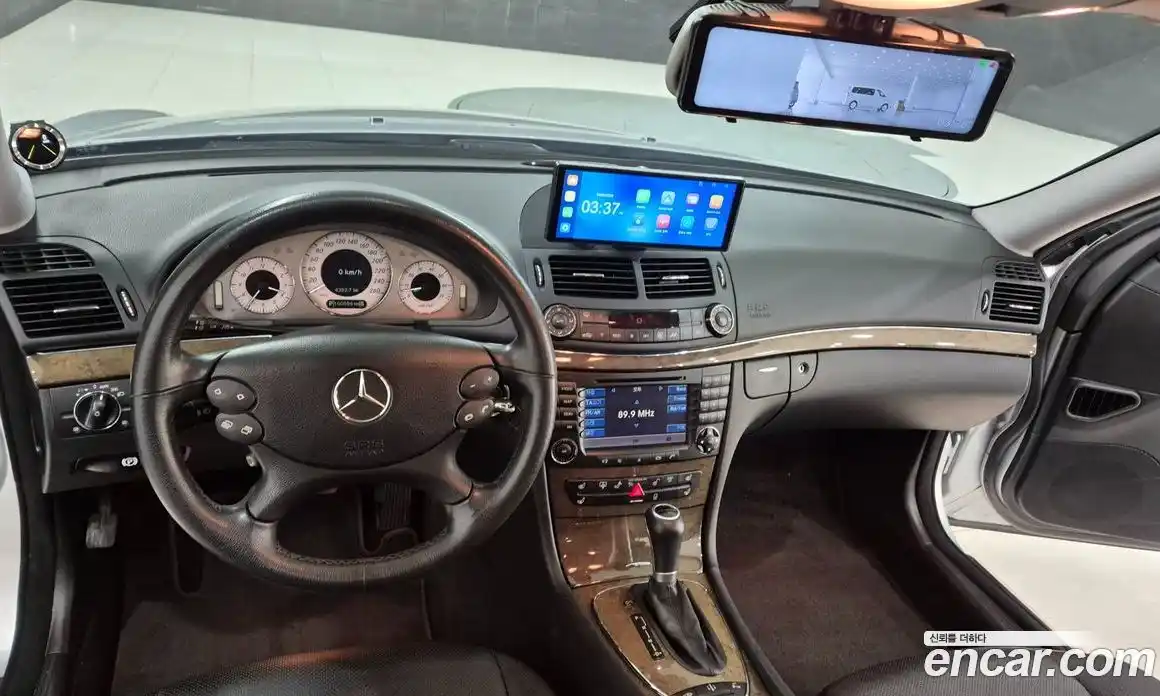 Mercedes-Benz E-Class 2007 3.5 Автомат в Москве № 325197, фото 9