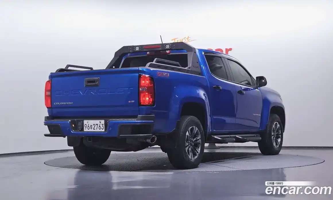 Chevrolet Colorado 2021 3.6 Автомат в Москве № 327063, фото 9