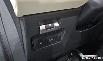 Land Rover Discovery Sport, 2020