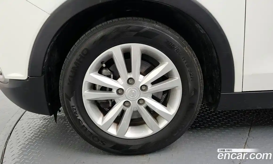 SsangYong TIBOLI 2018 1.6 Автомат в Москве № 33552, фото 9