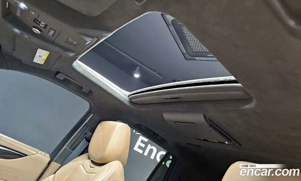 Cadillac Escalade 2019 6.2 Автомат в Москве № 337080, фото 15