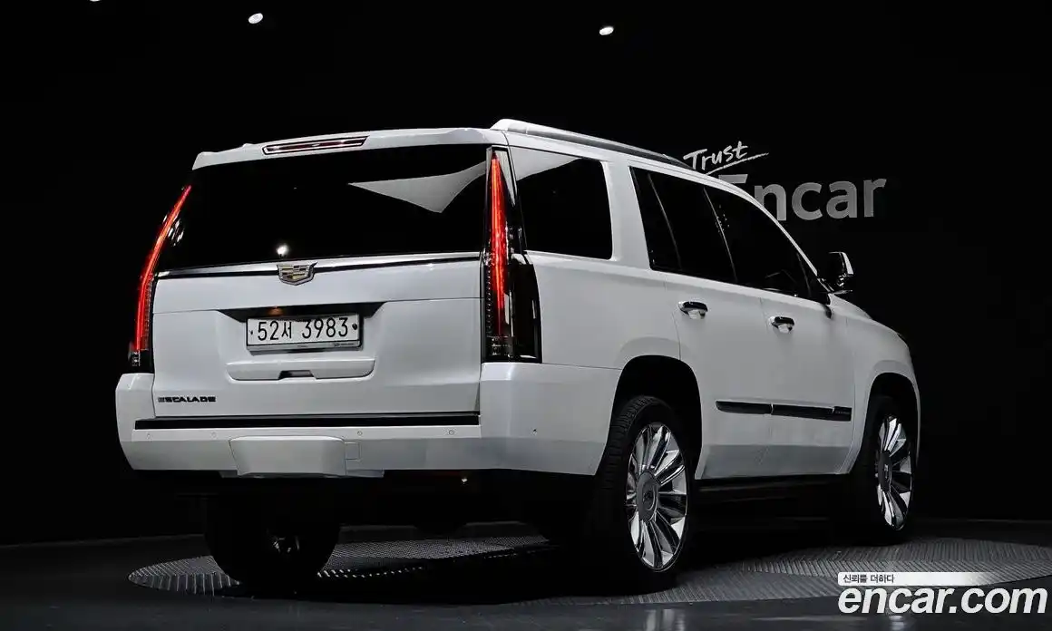 Cadillac Escalade 2019 6.2 Автомат в Москве № 337080, фото 3
