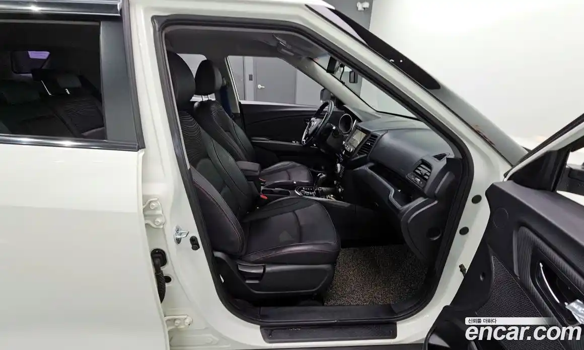 SsangYong TIBOLI 2018 1.6 Автомат в Москве № 34458, фото 16