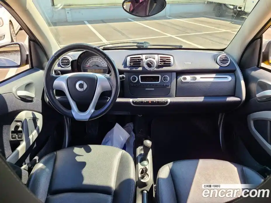 Smart Fortwo 2013 1.0 Автомат в Москве № 361205, фото 8