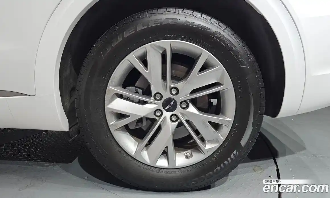 Genesis GV70 2025 2.5 Автомат в Москве № 364141, фото 4