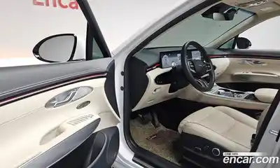 Genesis GV70 2025 2.5 Автомат в Москве № 364141, миниатюра 9