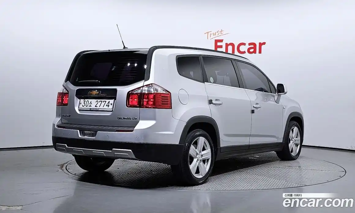 Chevrolet Orlando 2012 2.0 Автомат в Москве № 37297, фото 15