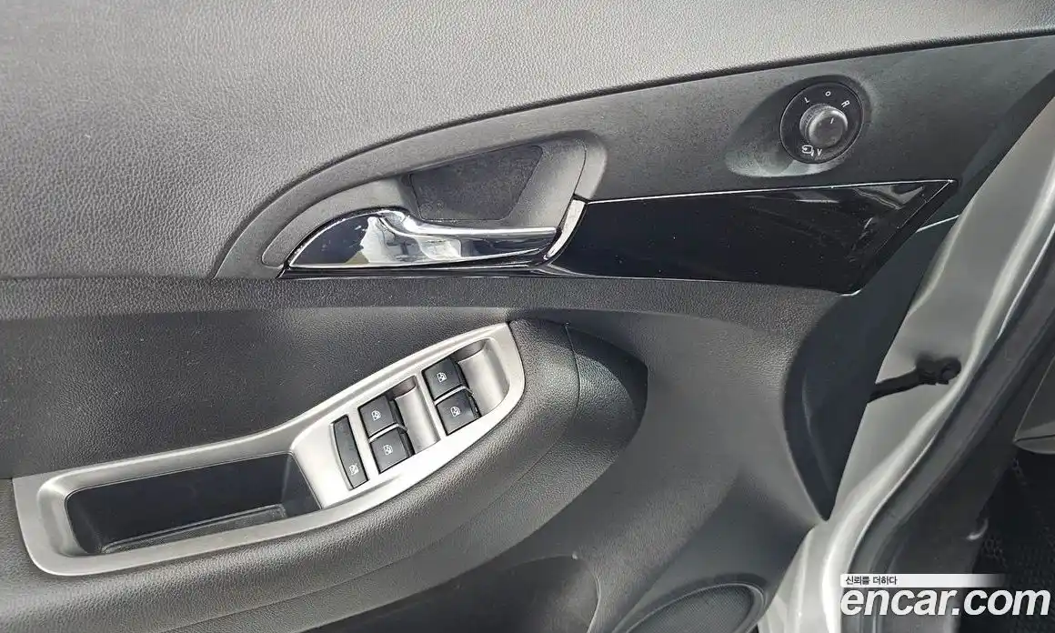 Chevrolet Orlando 2012 2.0 Автомат в Москве № 37297, фото 7