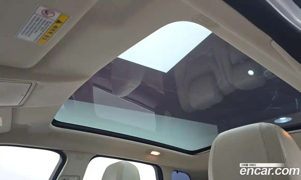 Land Rover Range-Rover Evoque 2018 2.0 Автомат в Москве № 374861, фото 19