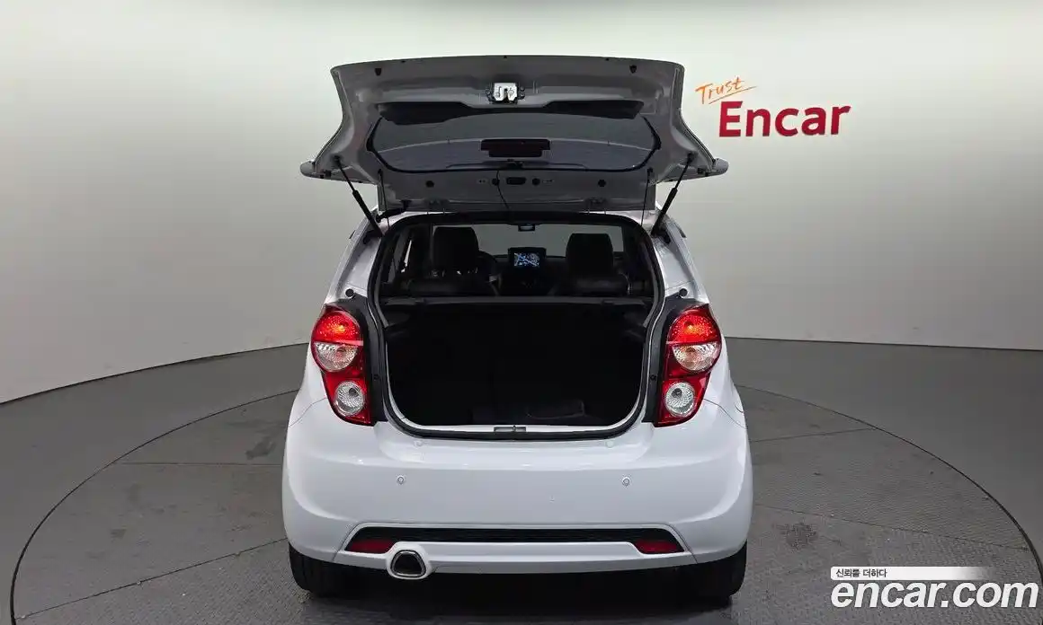 Chevrolet Spark 2014 1.0 Автомат в Москве № 37551, фото 12