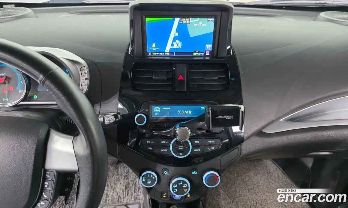 Chevrolet Spark 2014 1.0 Автомат в Москве № 37551, фото 13