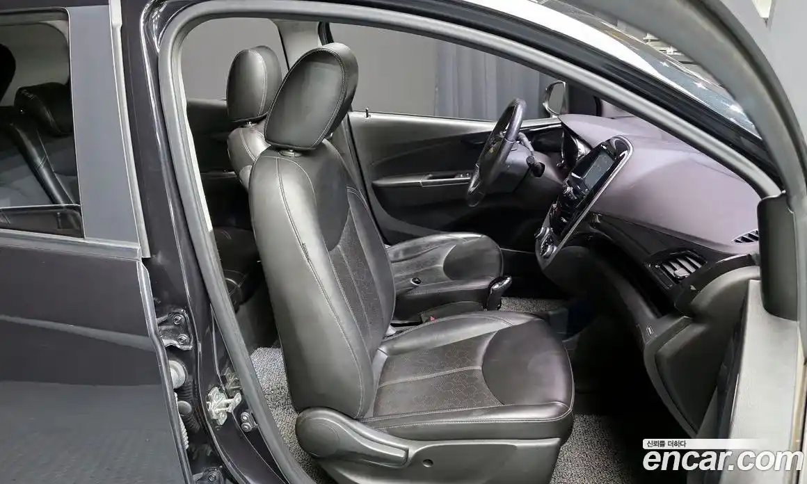 Chevrolet Spark 2016 1.0 Автомат в Москве № 38827, фото 5