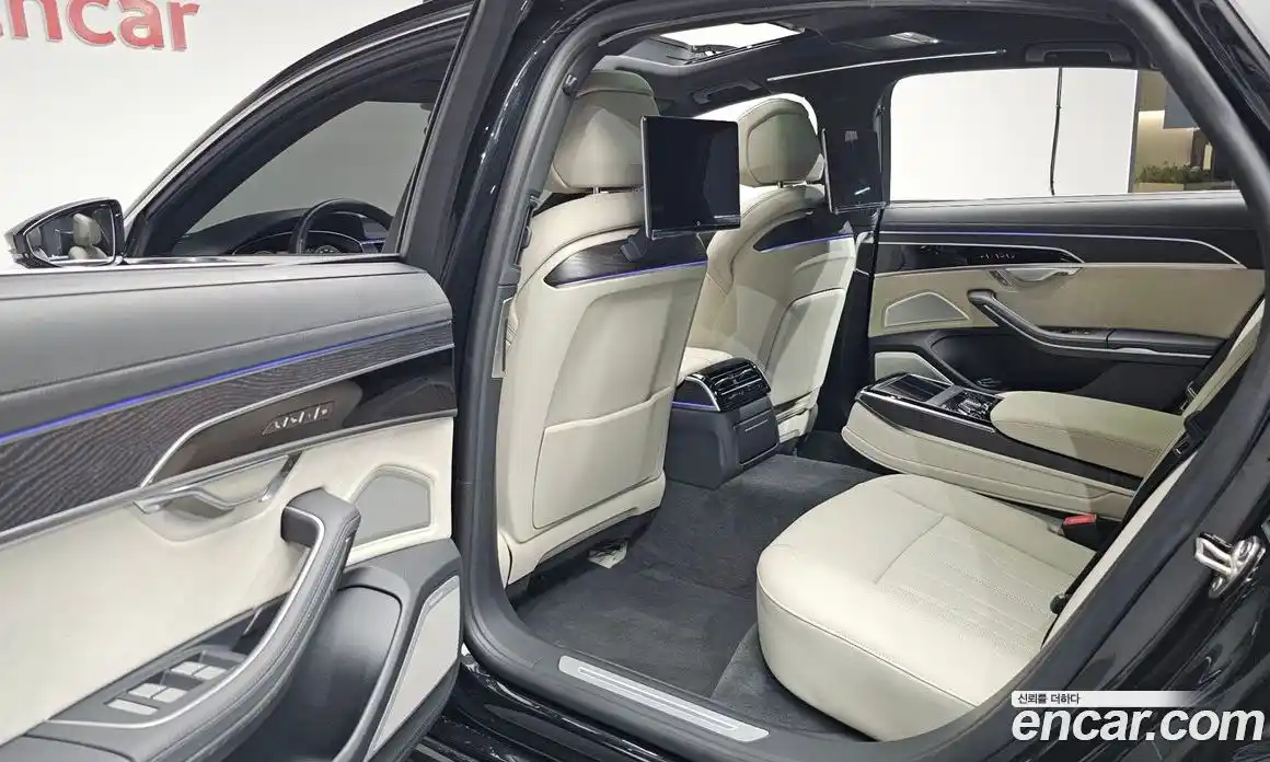 Audi A8 2023 3.0 Автомат в Москве № 391302, фото 12