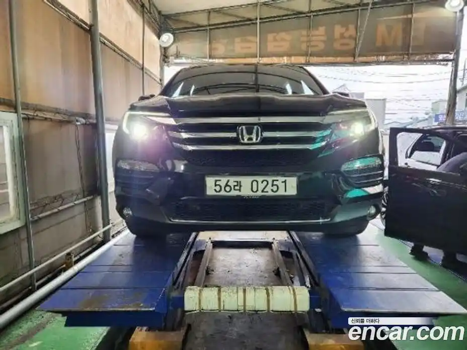 Honda Pilot 2016 3.5 Автомат в Москве № 402678, фото 1