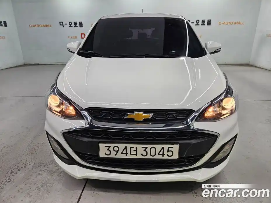 Chevrolet Spark 2020 1.0 Автомат в Москве № 40739, фото 1