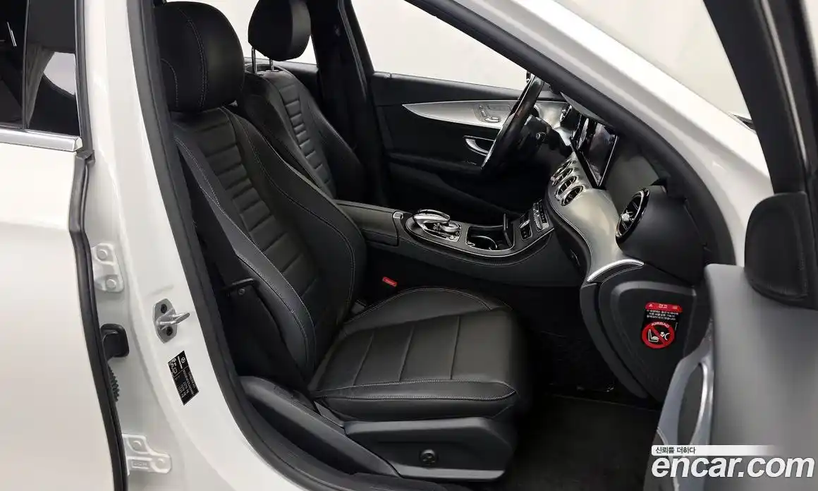 Mercedes-Benz E-Class 2020 2.0 Автомат в Москве № 412951, фото 11