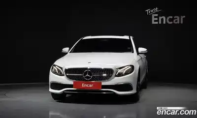 Mercedes-Benz E-Class 2020 2.0 Автомат в Москве № 412951, миниатюра 3