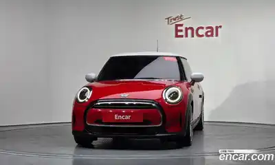 Mini Cooper 2023 1.5 Автомат в Москве № 416899, миниатюра 2