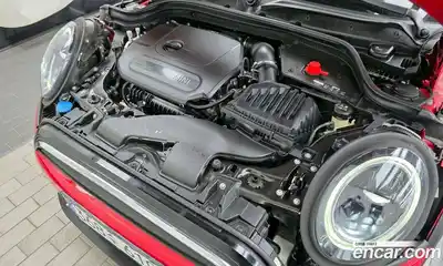 Mini Cooper 2023 1.5 Автомат в Москве № 416899, миниатюра 5