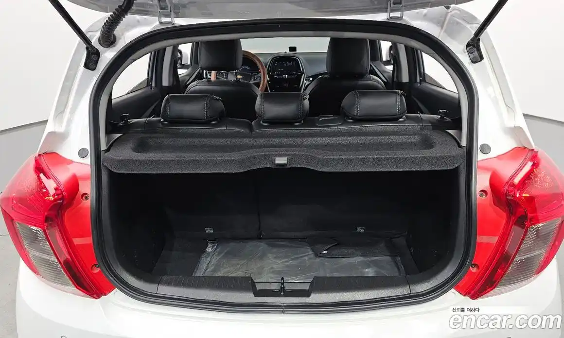 Chevrolet Spark 2022 1.0 Автомат в Москве № 41847, фото 10