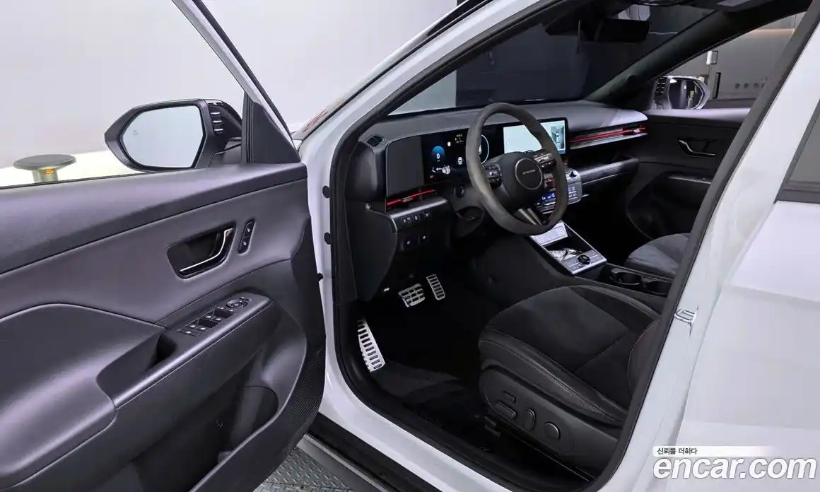 Hyundai Kona 2023 1.6 Автомат в Москве № 49833, фото 10