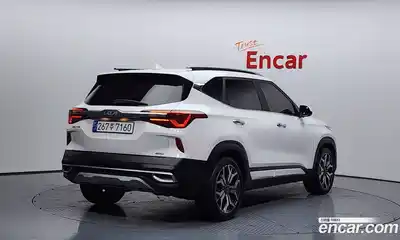 Kia Seltos 2023 1.6 Автомат в Москве № 55825, миниатюра 6