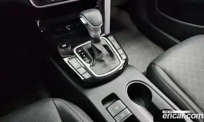 Kia Seltos 2023 1.6 Автомат в Москве № 55825, миниатюра 7