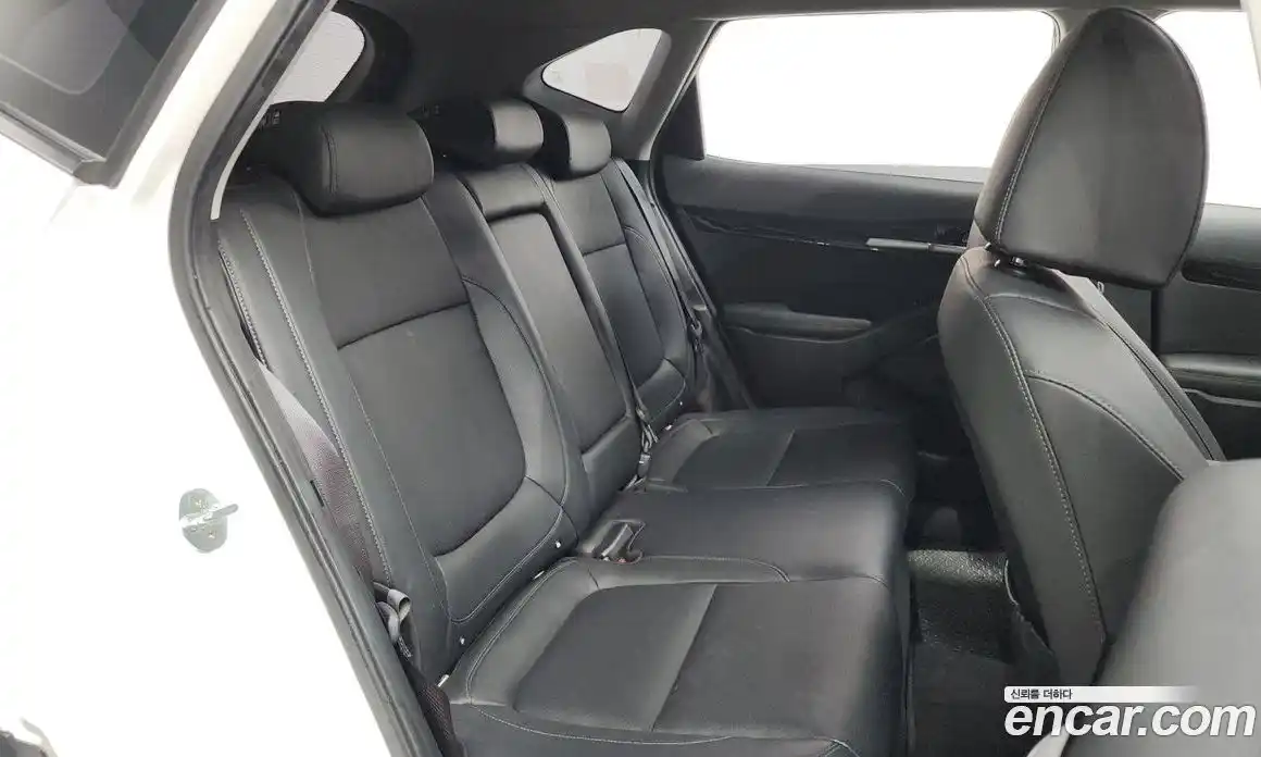 Kia Seltos 2023 1.6 Автомат в Москве № 55825, фото 8