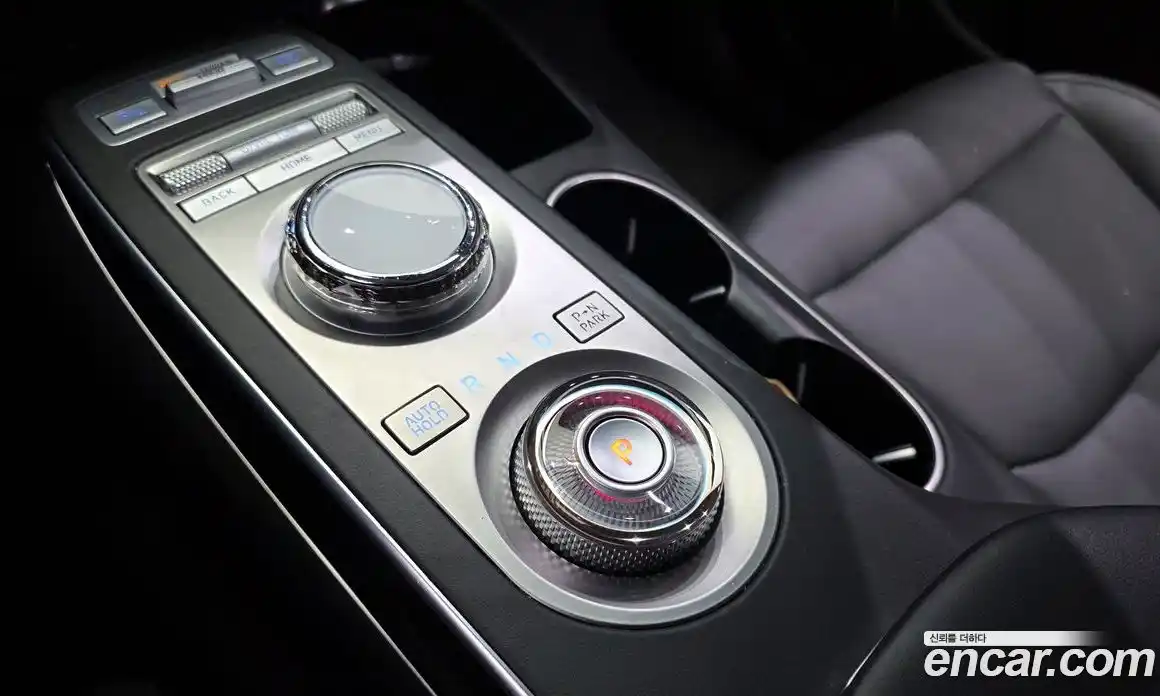 Genesis GV70 2021 2.2 Автомат в Москве № 57260, фото 19