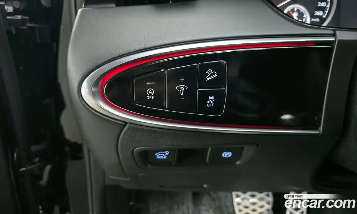 Genesis GV70 2023 2.5 Автомат в Москве № 57574, фото 17