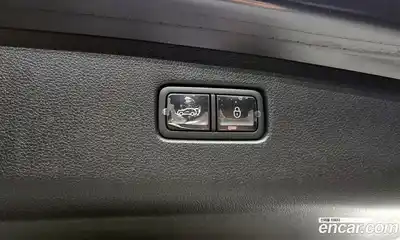 Genesis GV70 2023 2.5 Автомат в Москве № 57574, миниатюра 3