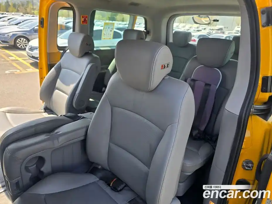 Hyundai Starex 2018 2.5 Автомат в Москве № 7242, фото 14