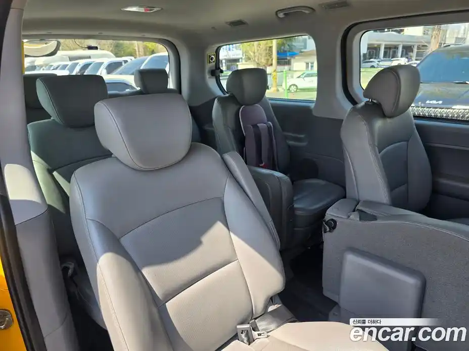 Hyundai Starex 2018 2.5 Автомат в Москве № 7242, фото 7