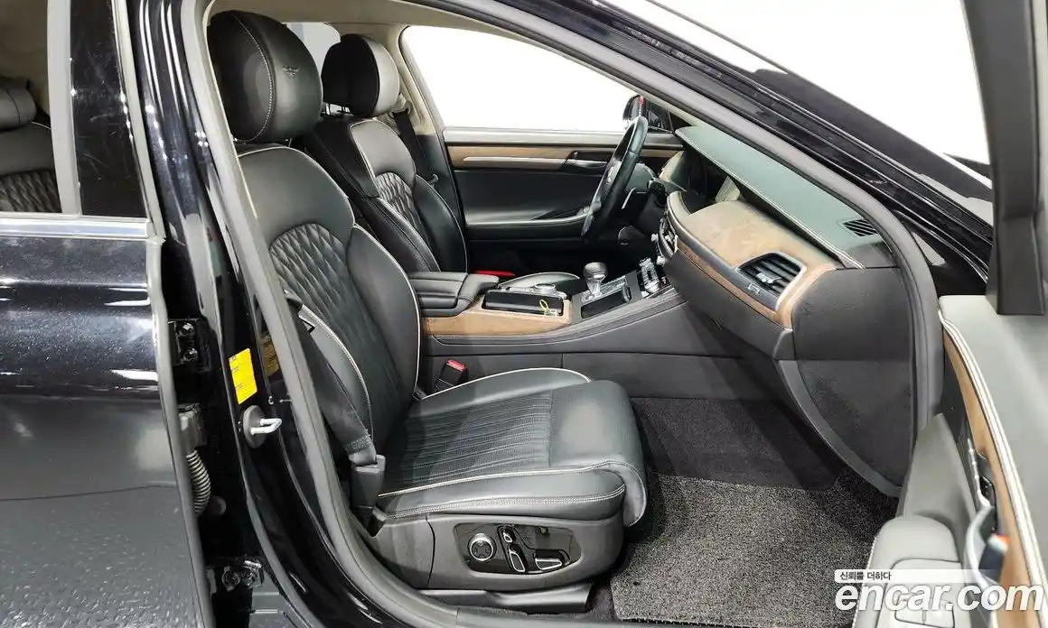 Genesis G90 2021 5.0 Автомат в Москве № 82034, фото 1