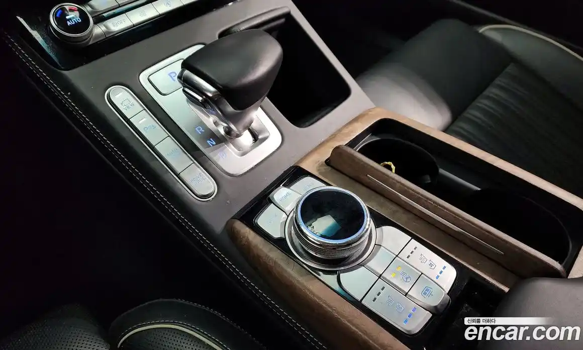 Genesis G90 2021 5.0 Автомат в Москве № 82034, фото 10