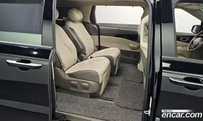 Kia Canival 2024 2.2 Автомат в Москве № 95905, миниатюра 12