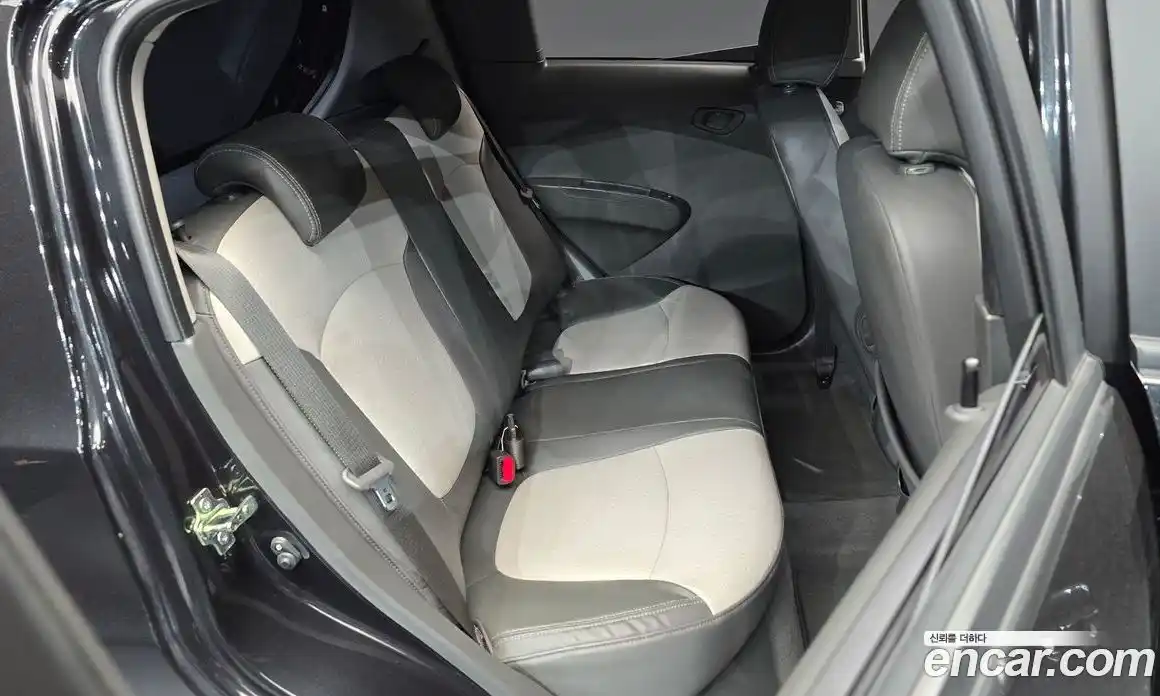 Chevrolet Matiz 2010 1.0 Автомат в Москве № 104495, фото 12