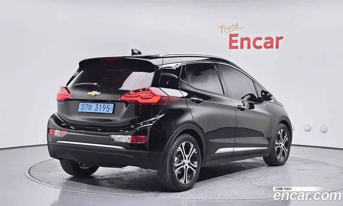 Chevrolet Bolt EV 2021 0.2 Автомат в Москве № 104785, фото 12