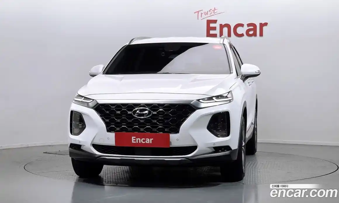 Hyundai Santa Fe 2020 2.0 Автомат в Москве № 108165, фото 19