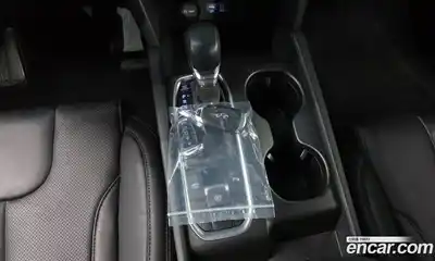 Hyundai Santa Fe 2020 2.0 Автомат в Москве № 108165, миниатюра 3