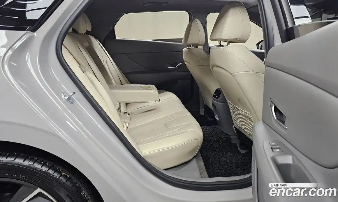 Hyundai Avante 2025 1.6 Автомат в Москве № 108300, фото 18