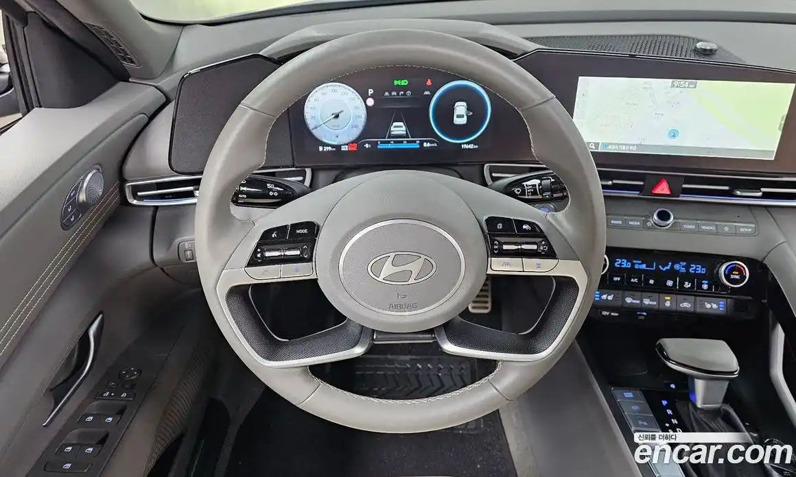 Hyundai Avante 2025 1.6 Автомат в Москве № 108300, фото 5